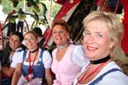 060925lufthansa_wiesn38