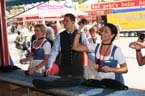 060925lufthansa_wiesn71