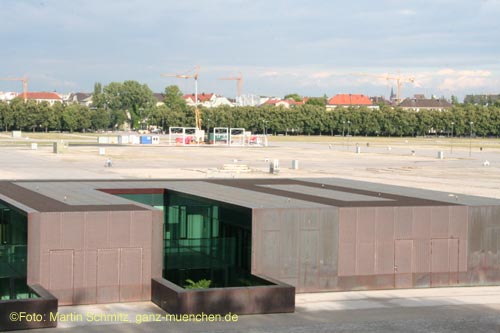 070712wiesnaufbau07