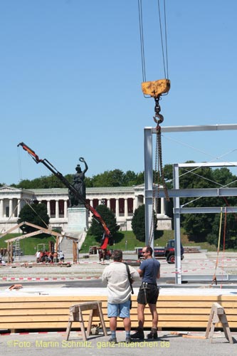 070716wiesnaufbau06