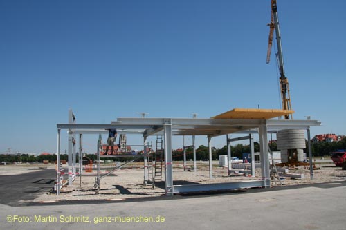 070716wiesnaufbau09