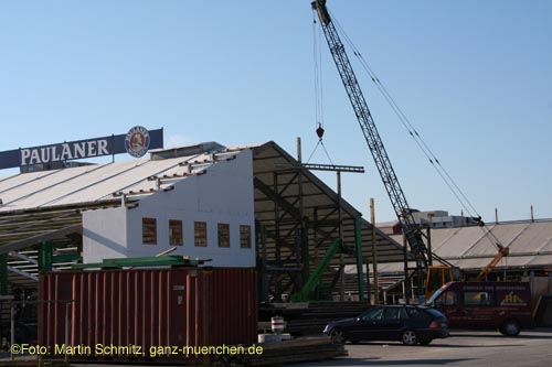 070801wiesnaufbau19