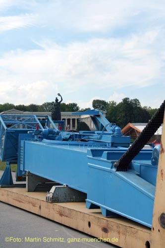 070827wiesnaufbau022