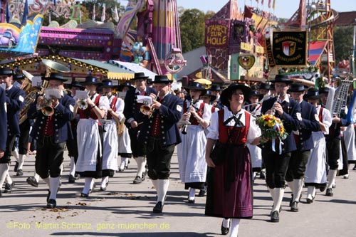070923trachtenzug_ms163