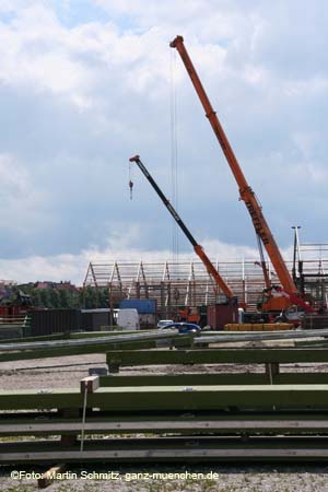 080721aufbau_wiesn53
