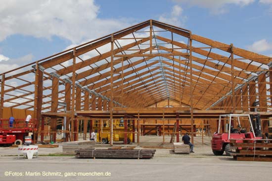 110725wiesnaufbau026