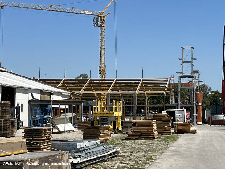 220804wiesnaufbau46-018