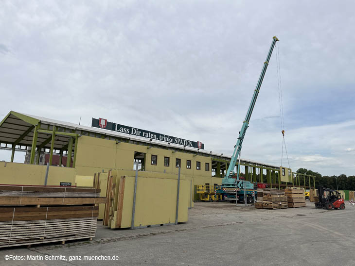 230718wiesnaufbau08-010