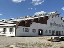 230722wiesnaufaufbau12-010