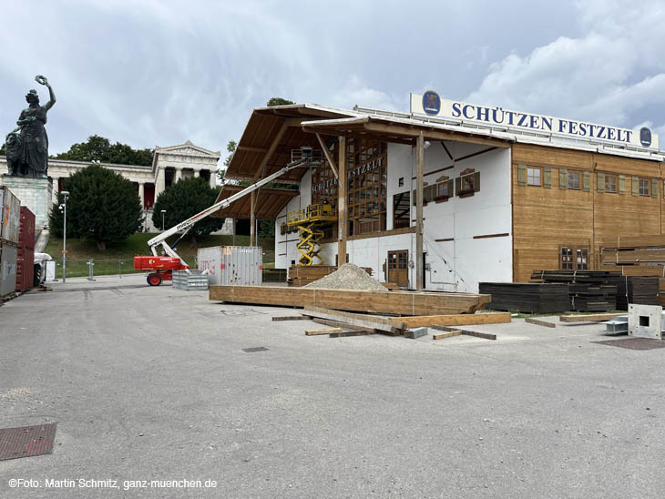 230731wiesnaufbau21-019