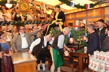 230916wiesn-anstich005