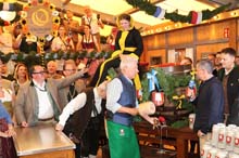 230916wiesn-anstich006