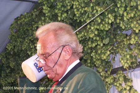 050909hofbraeukrug070
