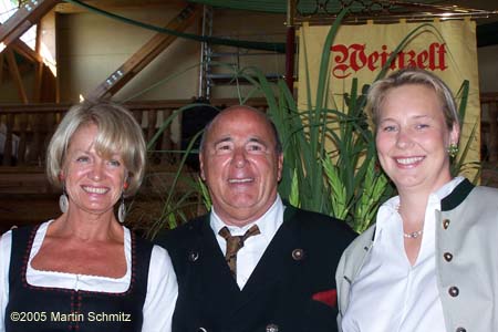 050901weinzelt_richtfest07