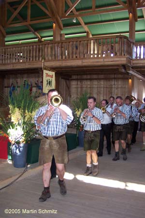 050901weinzelt_richtfest24