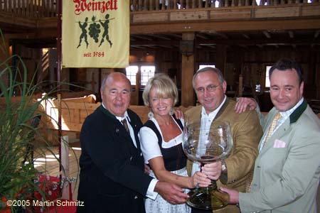 050901weinzelt_richtfest28