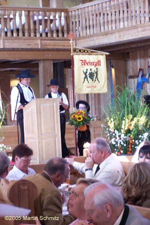 050901weinzelt_richtfest33