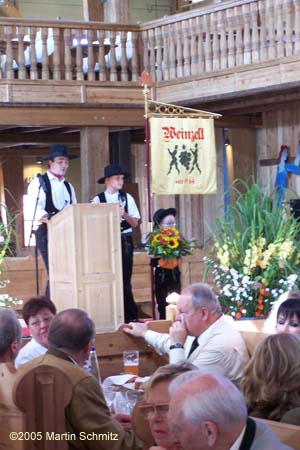 050901weinzelt_richtfest34