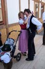 050901weinzelt_richtfest02