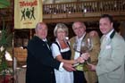 050901weinzelt_richtfest30