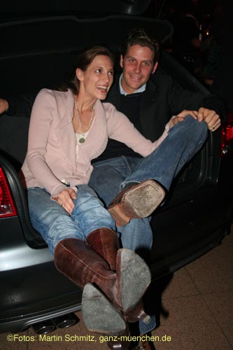 061128audi_swing24
