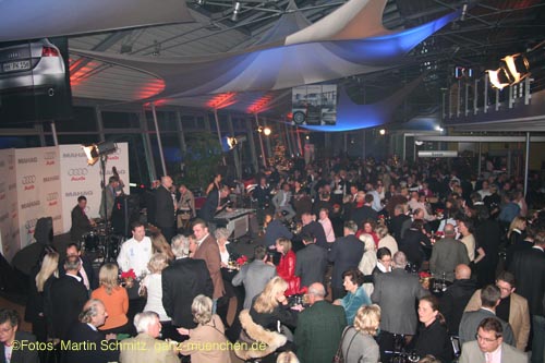 061128audi_swing37