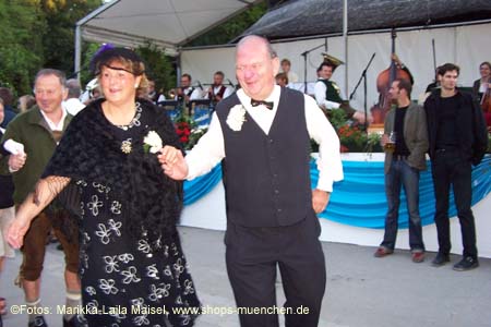 060716kocherlball_mlm001