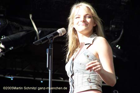 050602yvonne_catterfeld013