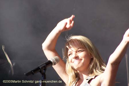 050602yvonne_catterfeld017
