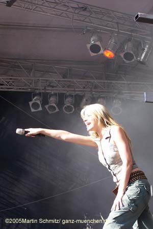 050602yvonne_catterfeld025