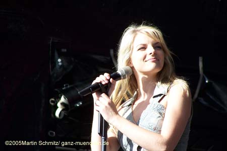050602yvonne_catterfeld036