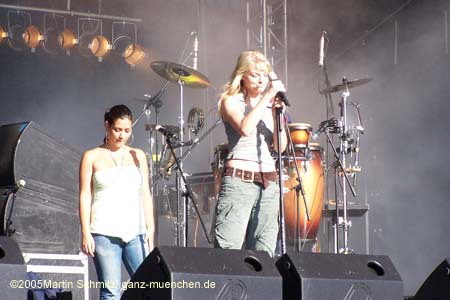 050602yvonne_catterfeld045