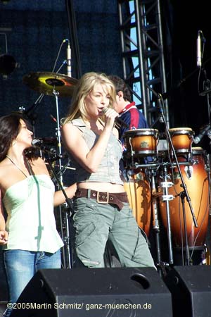 050602yvonne_catterfeld047