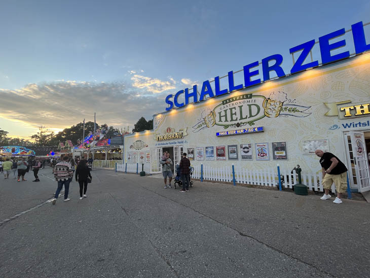 Schaller Zelt (©Foto: Martin Schmitz)